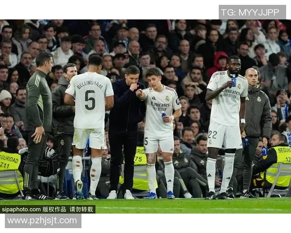 欧联杯激情对决巴黎圣日耳曼大胜国米引发转会热议